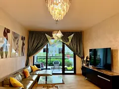 FULLY FURNISHED | VACANT PROPERTY