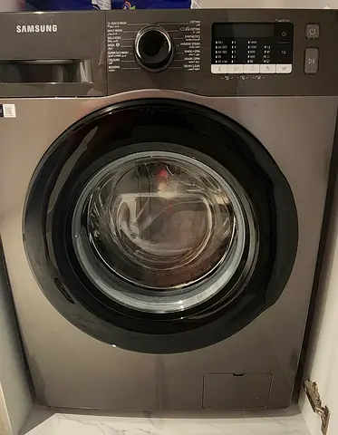 Samsung Front Load Washer - 8kg Almost new