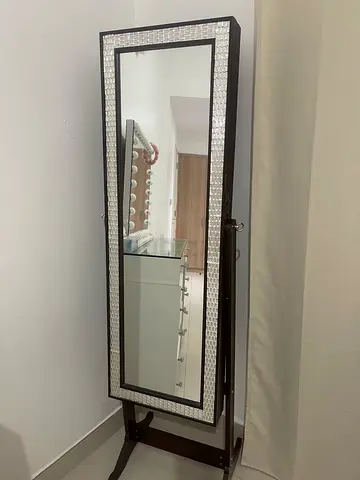 Full length body mirror with jewelry storage
