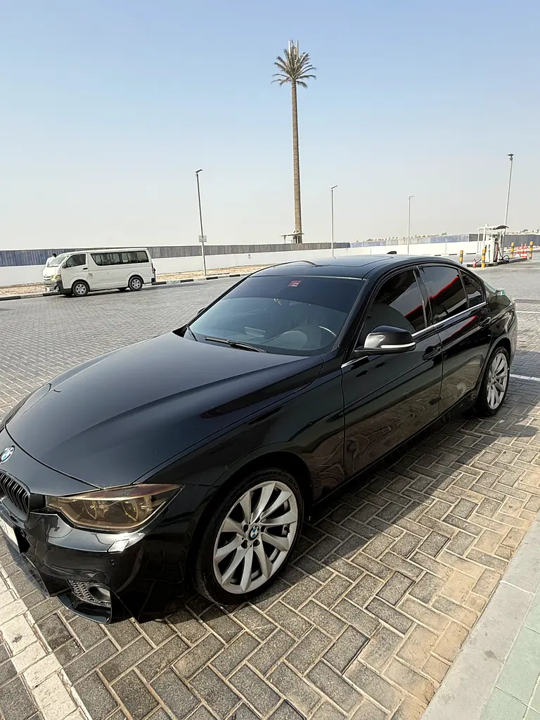 BMW 3-Series 2017 — photo 1 of 12