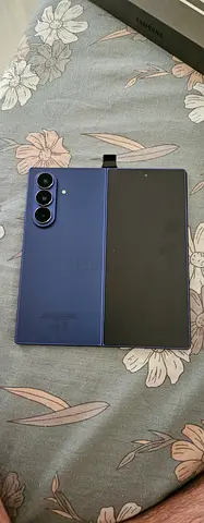 Samsung Galaxy Z Fold (foldable) - used, good condition