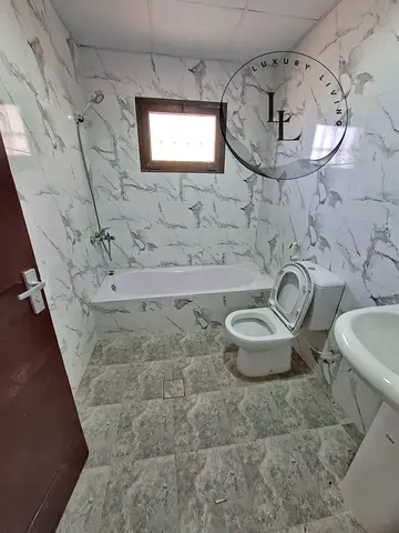 DOUBLE STORY 5 BHK VILLA JUST 95K BALCONY INSIDE NEW AC PARKING INSIDE READY TO MOVE