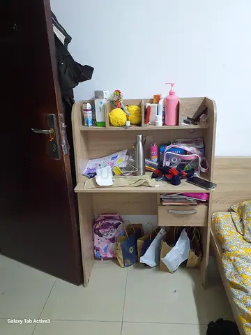 Childrens study table