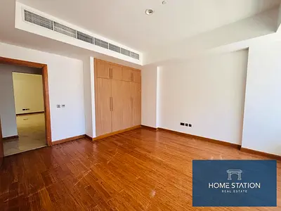 Elegant 2 Bedroom Apartment | Bright Layout | Great Amenities