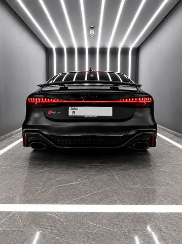 2021 AUDI RS7 — фото 4