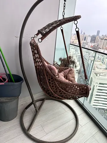 Wicker Hanging Egg Chair with Stand — Comfortable Balcony Swing