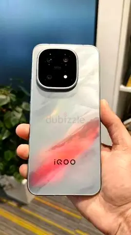 iQOO 15 Chinese version smartphone