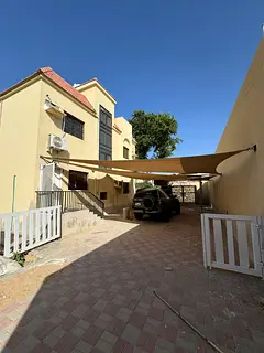 Largest and cheapest two-story villa for annual rent in Sharjah, Al Sabkha area | Split AC | 6 bedro