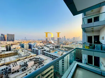 CHILLER FREE 2 BR Apartment AT IDEAL LOCATION