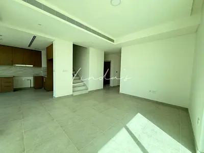 Corner Unit | Largest Layout | Generous Storage