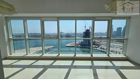 Sea view / Balcony / Vacant / Ready to move