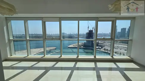 Sea view / Balcony / Vacant / Ready to move