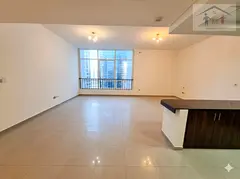 Hot Deal / Very Spacious / Vacant / Facilities