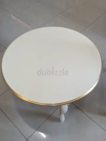 Italian Round table