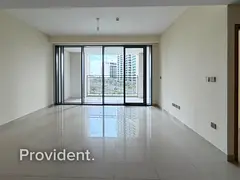Vacant | Brand New | Terrace | Low floor