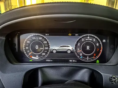 2019 Jaguar F-PACE photo 14