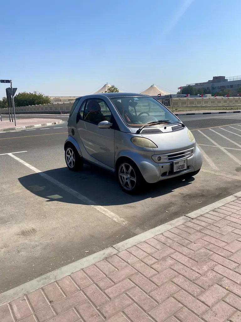 Smart Fortwo 2001 — photo 1 of 2