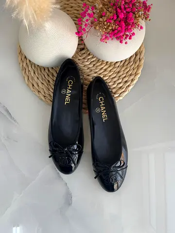 CHANEL WOMEN SHOES