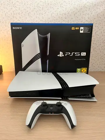 PS5 PRO 2TB ONE CONTROLLER WITH BOX