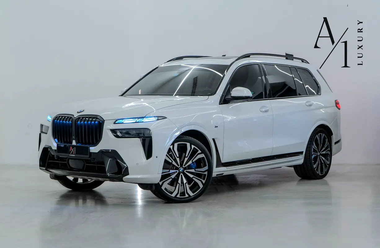 BMW X7 2025 — photo 1 of 18