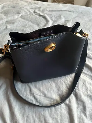 Sling bag