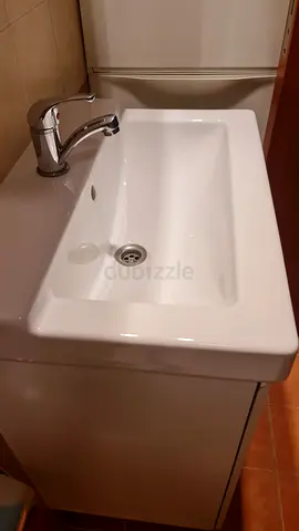 Bathroom Cabinet +Sink