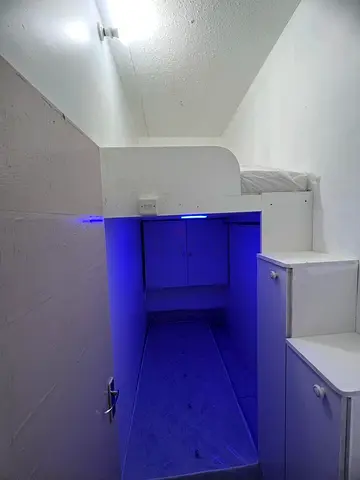 Partition available In Al safa tower building Near Emirates tower metro station exit 2 side