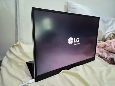 LG Gram+ View - Portable Monitor / External Display