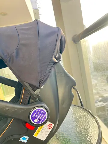 Infant car seat ..Quick sale