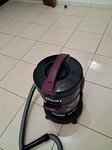 Vacuum cleaner