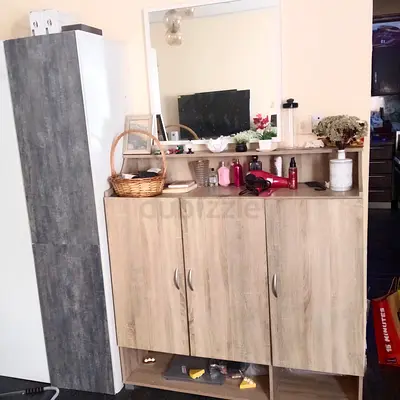 Wooden Hallway Shoe Cabinet with Mirror - Light Oak finish light damag can see in pic