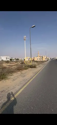 تملك ارضك في منطقة الحوشي ضاحية البديع بنظام الاقساط في امارة الشارقة اقساط مرنة وميسرة لمدة ثلاث سنوات تملك حر للاخوة العرب