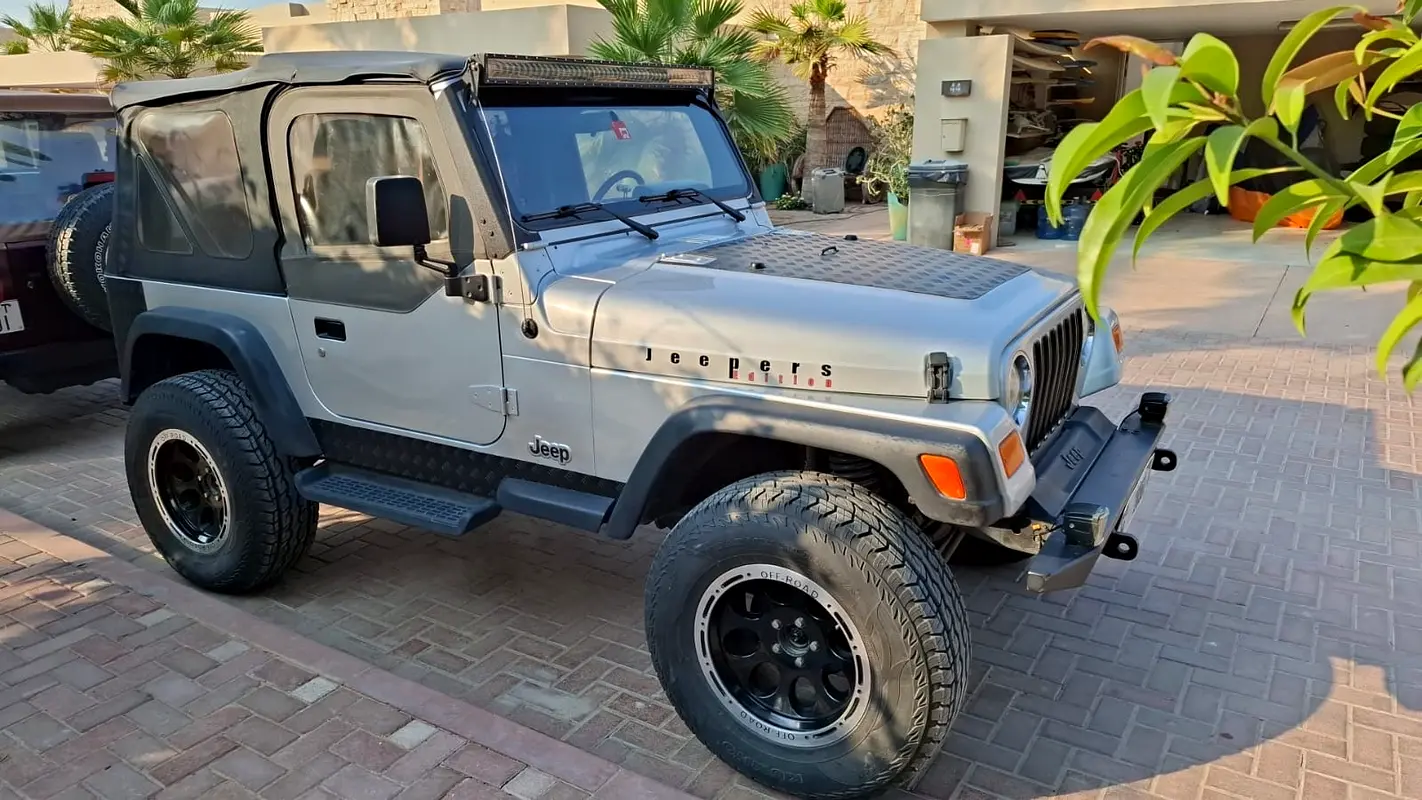 Jeep Wrangler 2006 — photo 1 of 7