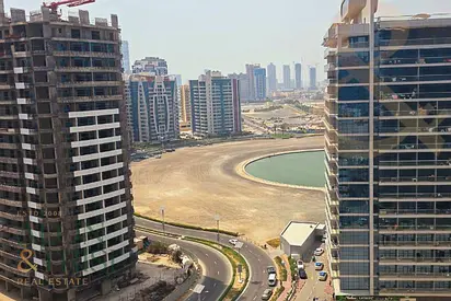 Spacious Studio | Eden Garden | Canal View