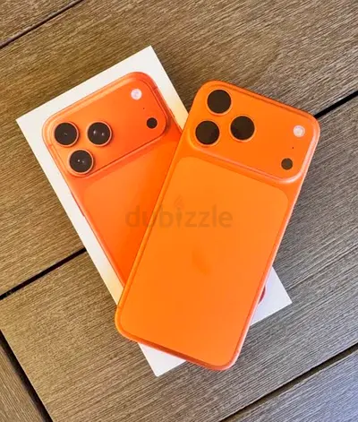 Orange iPhone (like-new) with box exchange with s26
