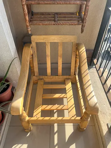 Solid Wooden Chair without Cushions