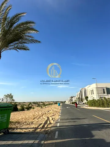 للبيع ارض في منطقة الحوشي ضاحية البديع مساحة 2768 قدم بسعر 633,000 درهم