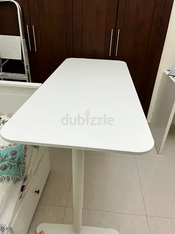 Ikea BEKANT Height Adjustable Desk