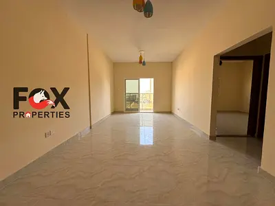 غرفه وصاله للايجار السنوي بعجمان بموقع الجرف \ اول ساكن \ 2 حمام \ سهل الخروج لدبى والشارقه \ مناسبه جدا للعائلات