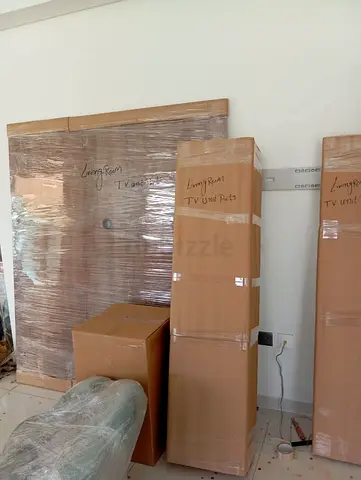 Vijil Express House Shifting Packing Sharjah 
24 Hours Pickup Truck And Labor Services