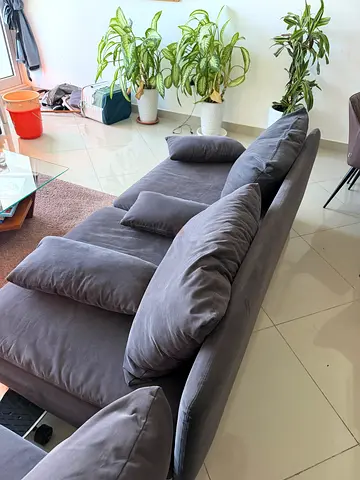 3-Seater Grey Plush Sofa in Good Condition