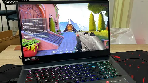 MSI GE76 Raider 10UG Gaming Laptop