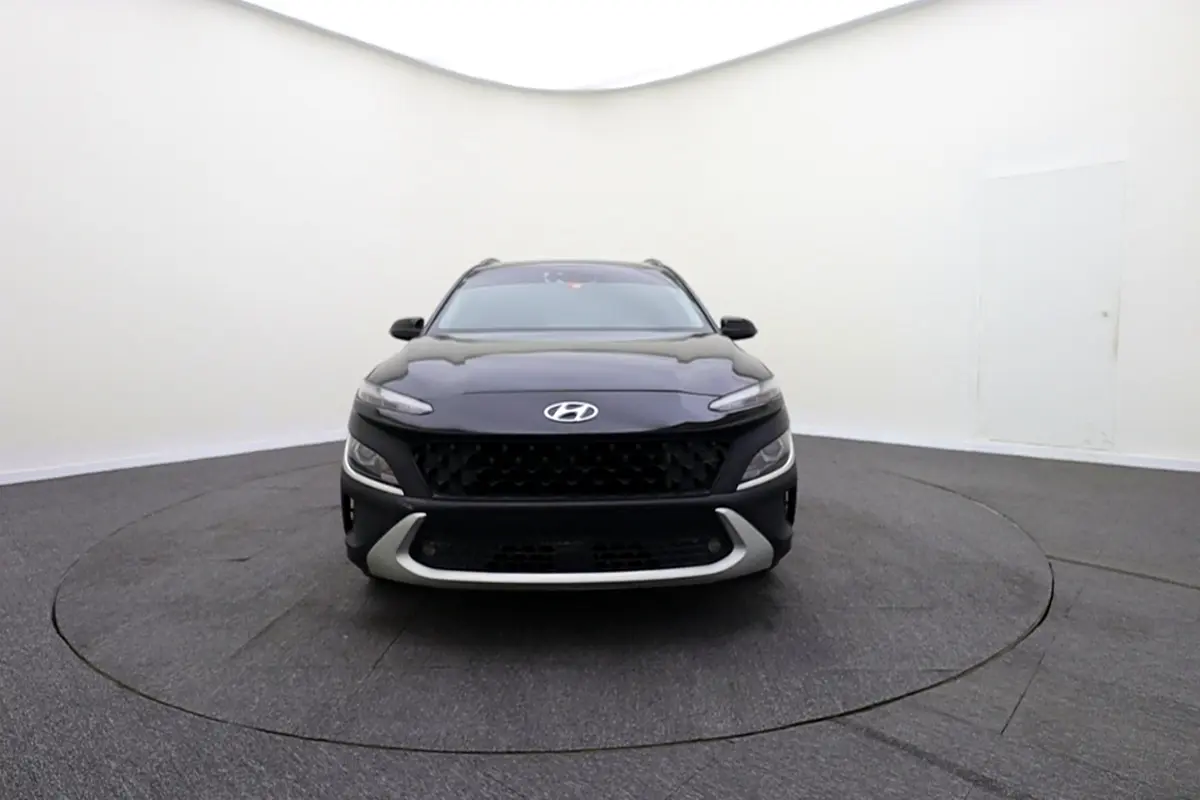 Hyundai Kona 2022 — photo 1 of 7
