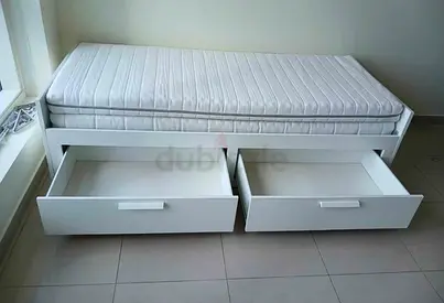 Ikea bremenes day bed with mattress
