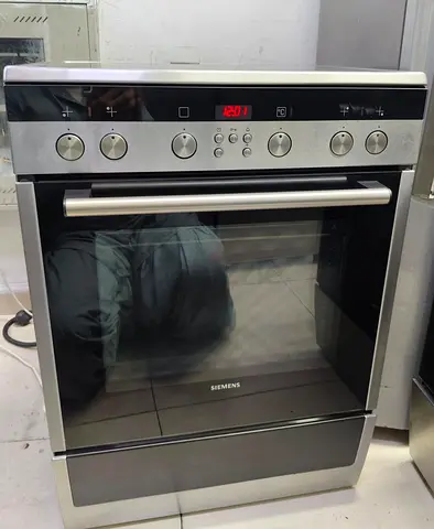 Siemens brand electric cooker 4 burner 60bay60cm lasted model for sale