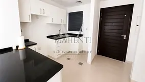 Spacious 3BR Townhouse | Private Garden | Huge Balcony