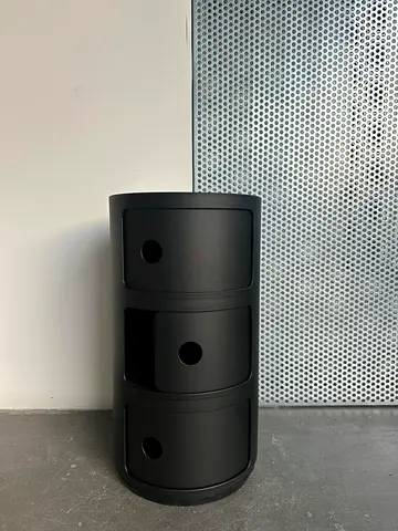 Kartell Componibili Bio black matte table – iconic Italian design by Anna Castelli Ferrieri