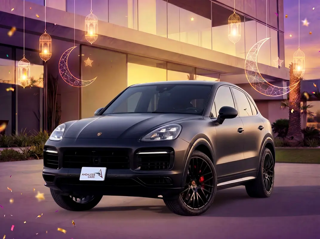 Porsche Cayenne 2021 — photo 1 of 18