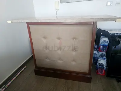 Home bar + 2 stools