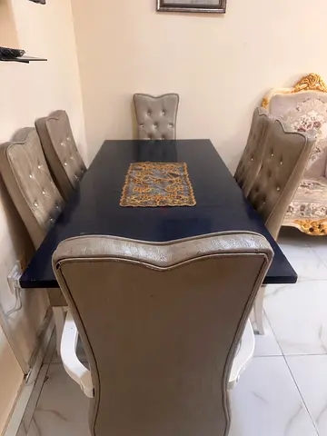 طاولة طعام عجمان الروضة 3